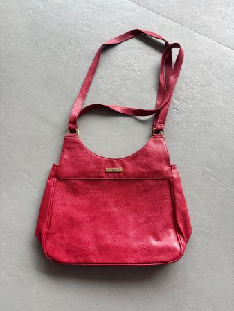 Rote Handtasche – Eternal Love