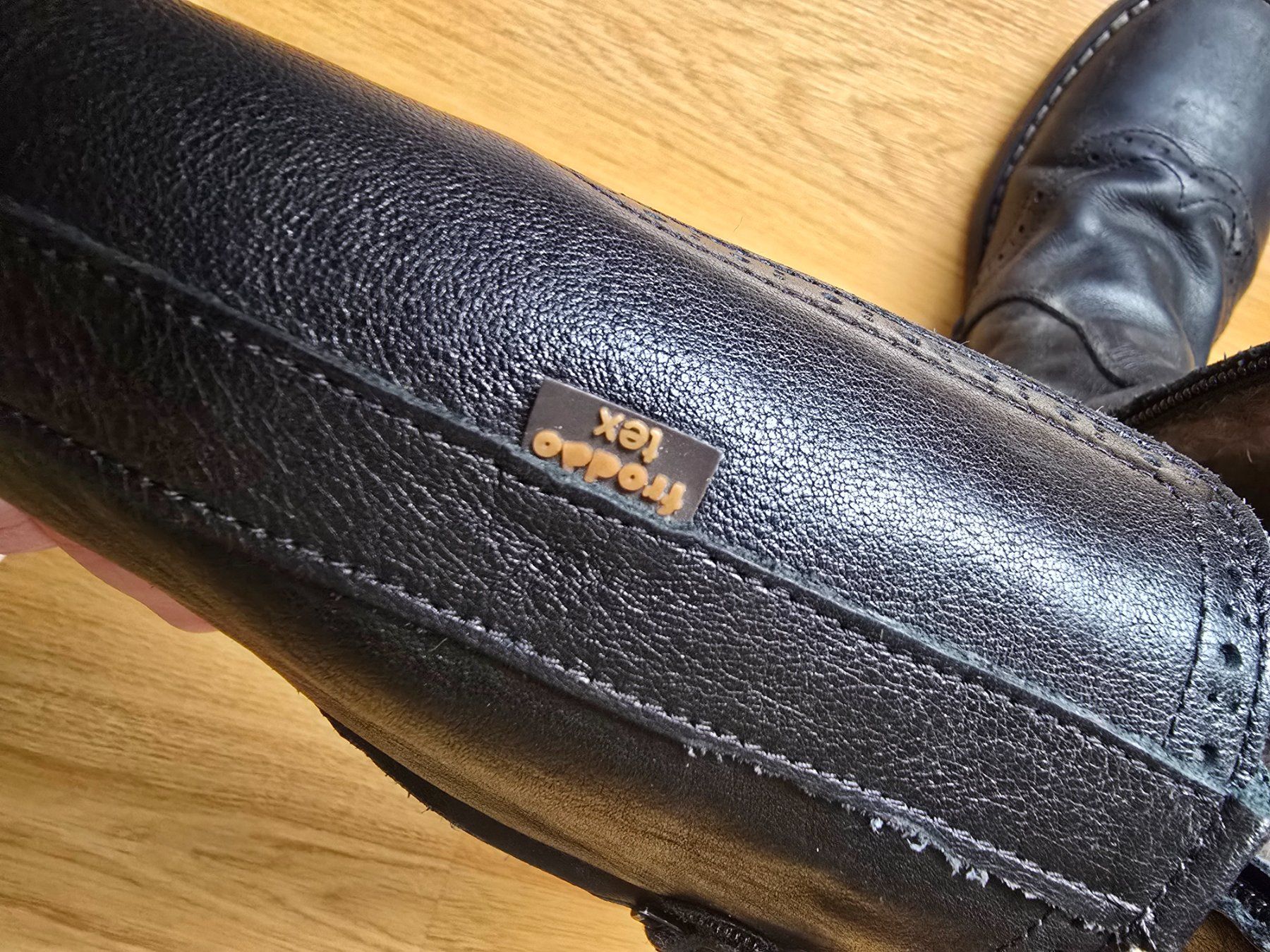 Scarpe per ragazze: Winterstiefel / Stiefeletten Gr. 33, Schwarz – Usato da Büttikon AG venduto da Amineah 3