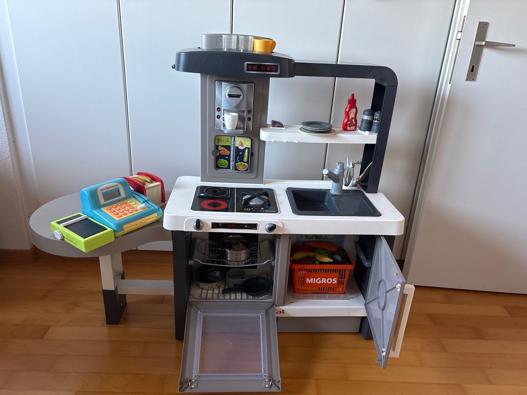 Giocattoli: Kinder Küche von Tefal mit vielen Extras – Usato da Effretikon venduto da MarthaK.