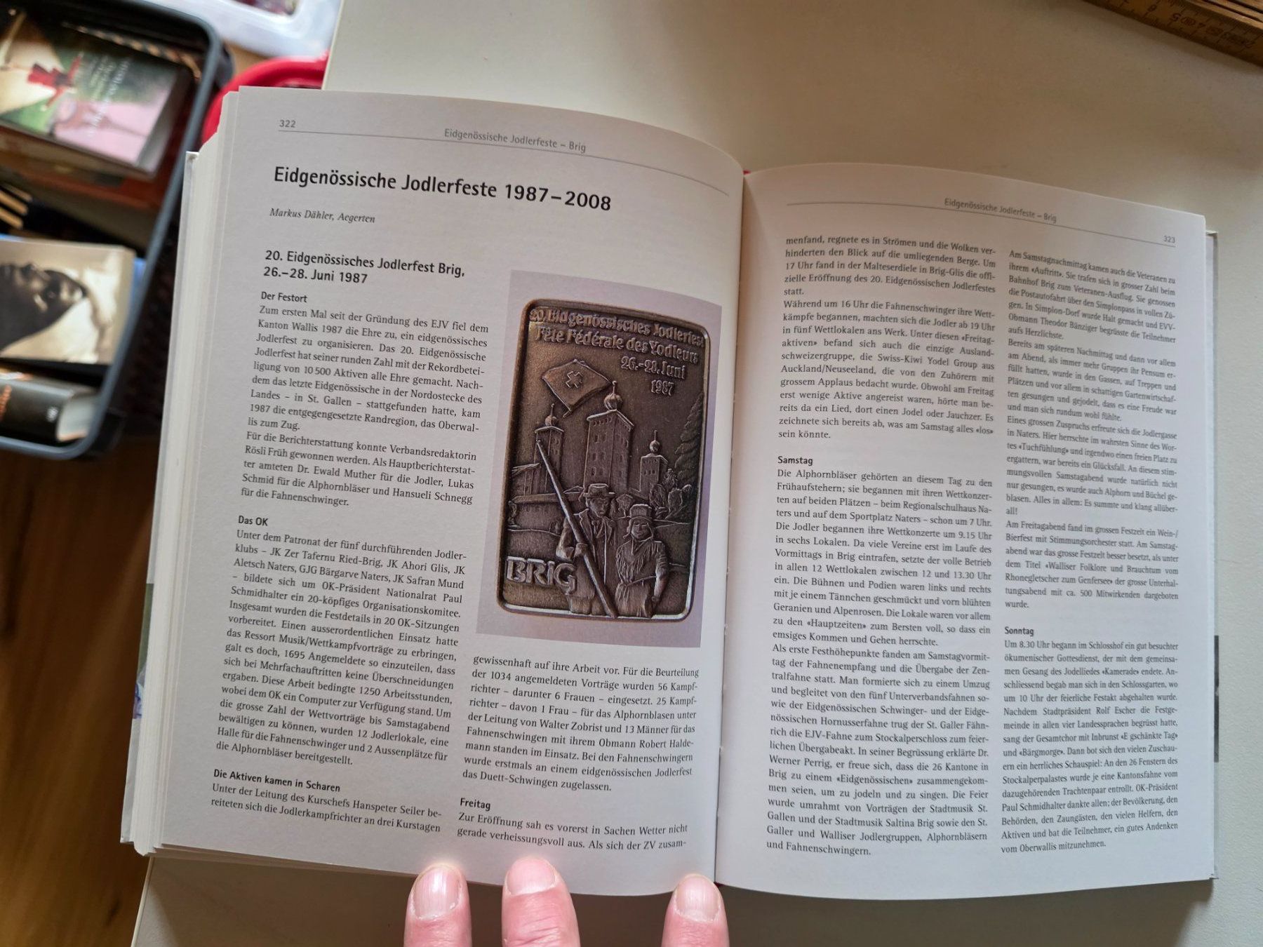 Libri: Lebendiges Schweizer Brauchtum - Eidgen. Jodler Verband 2010 – Usato da Walterswil BE venduto da Lonitti 3