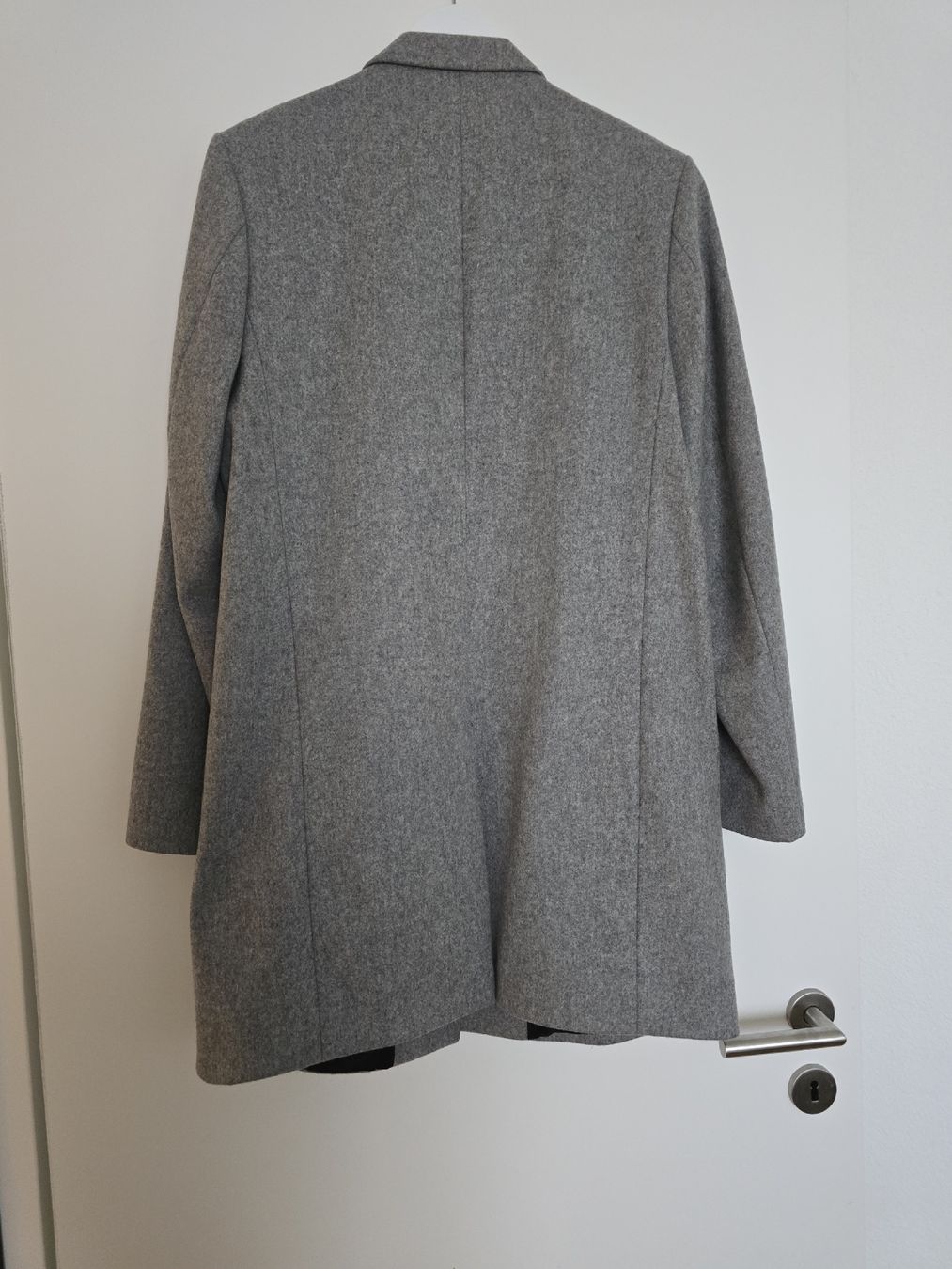 Cos Cappotti: COS Wool Blend Men Coat, size 50 – Nuovo (secondo la descrizione) da Unterentfelden venduto da jul_l856 4