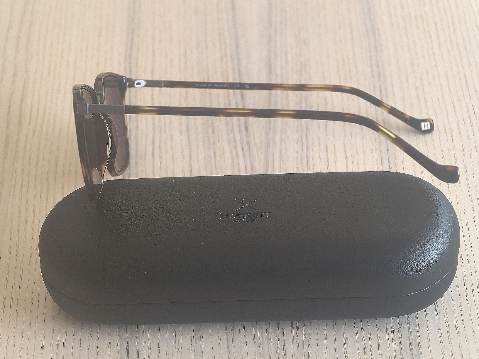 Hackett Occhiali & Lenti: Hackett London Bespoke Sonnenbrille – Nuovo e nell'imballaggio originale da Bad Ragaz venduto da AKahlon 1