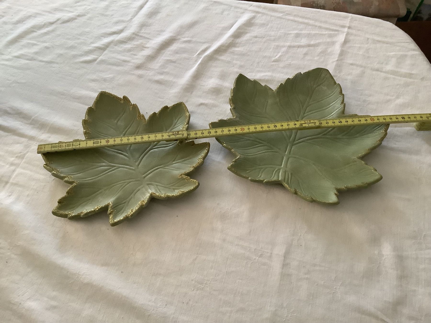 Tutte le decorazioni: 2 Deko Ahornblatt Gips – Usato da Wädenswil venduto da Jsi.Z01