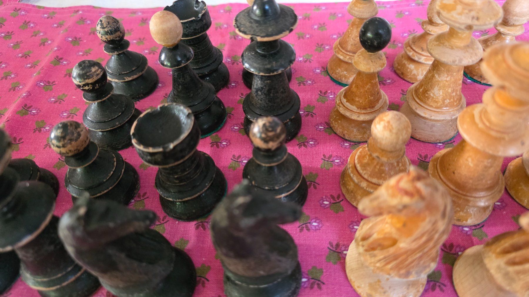Giochi: Schachfiguren Holz antik – Usato da Wittenbach venduto da rose_rosi 1