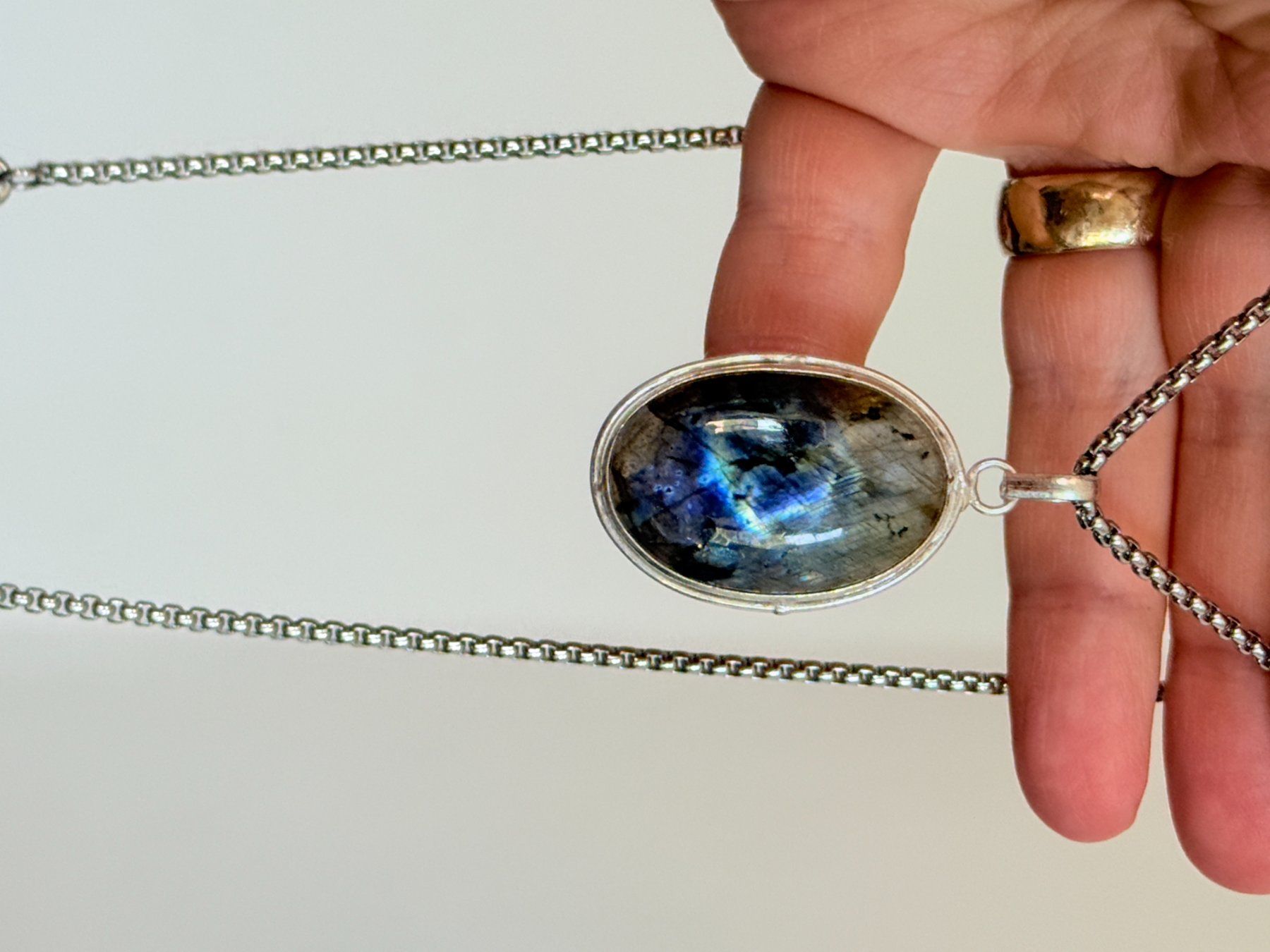 Catenine: Collier labradorite, élégant et tendance ✨ – Nuovo e nell'imballaggio originale da Genève venduto da AWWA 1