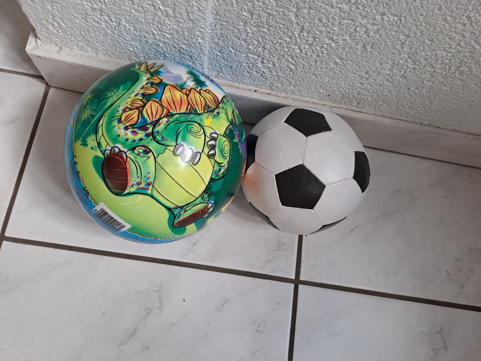Palloni: Kinderbälle 2 Stück  – Usato da Rickenbach LU venduto da bishiida