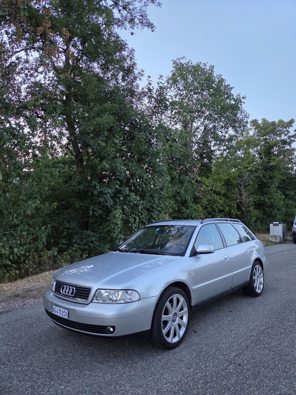Audi Automobili: Audi A4 2.4 V6 Frisch Ab MFK – Nuovo (secondo la descrizione) da Rümikon AG venduto da Leontin36