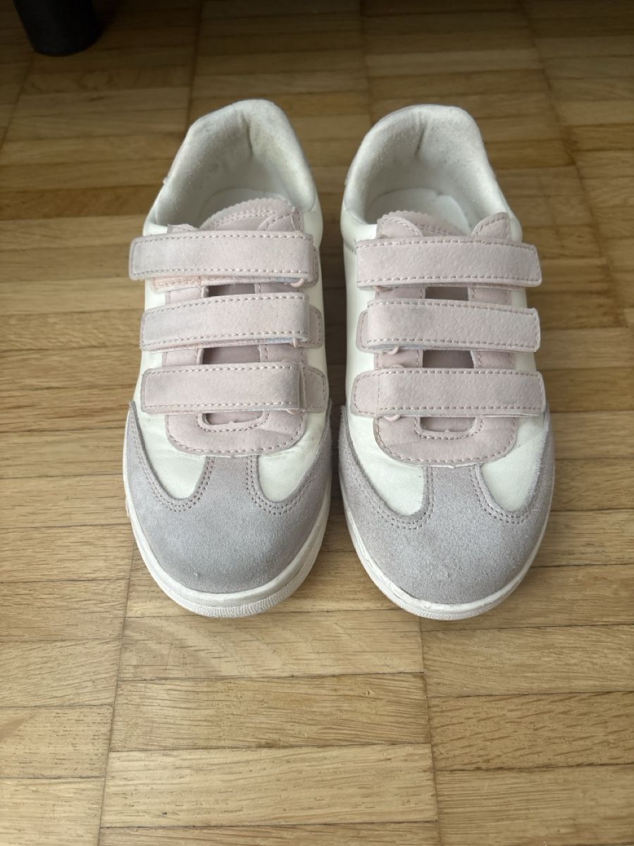 Scarpe per ragazze: Turnschuhe Gr. 33 – Usato da Herisau venduto da sen_8w8b