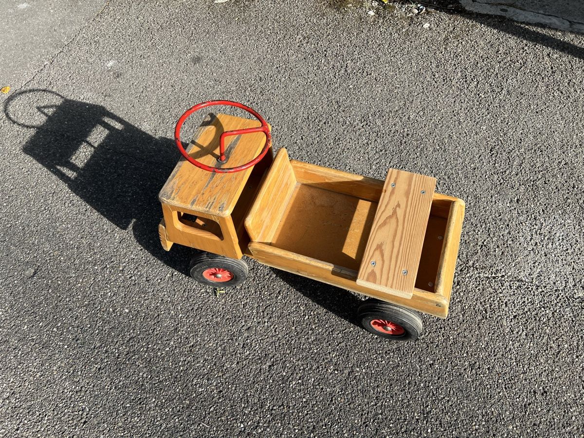 Wisa Gloria Veicoli per bambini: Holzkipplaster Wisa-Gloria gebraucht – Usato da Allschwil venduto da Dahole 1