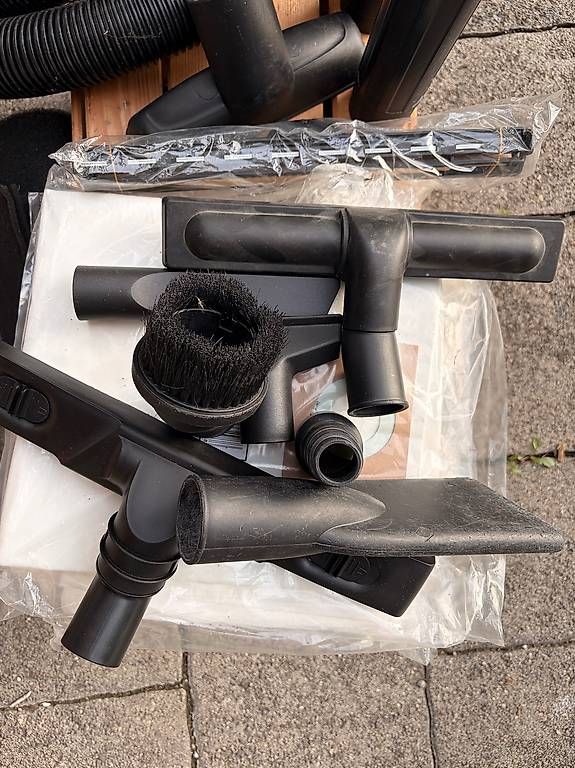 Aspirapolveri & Accessori: Nass und Trockensauger PowerTec  – Usato da Oberriet venduto da Ribel75 3