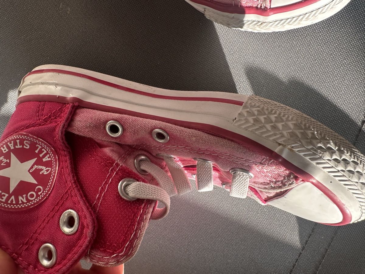 Converse Schuhe für Mädchen: All Star converse gr 26 – Gebraucht aus Uster von bek_v2ct 1