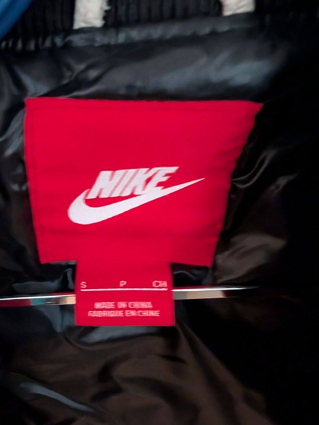 Nike Giacche: Nike Air Bomber Destroyer Jacket Red Varsity College Size S – Usato da Hünenberg See venduto da SpecialEditionGaming 2