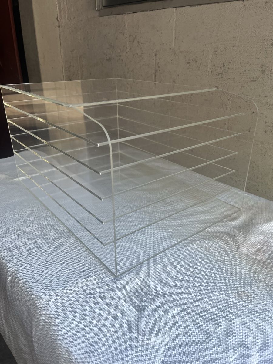 Raccoglitori: Plexiglas Regal oder Ablage Neu – Nuovo e nell'imballaggio originale da Flaach venduto da Auto6011