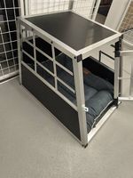 Alu Hundetransportbox Gr. M inkl. Kissen 
