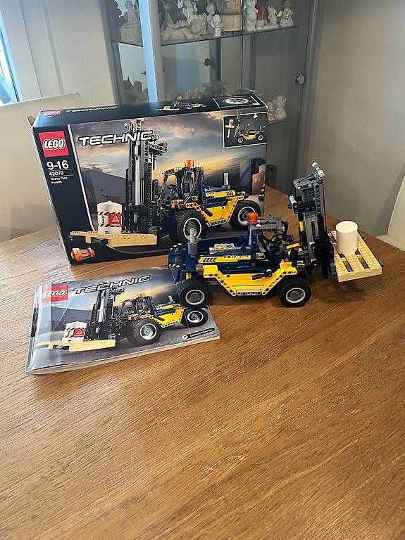 Lego Kit di costruzioni: Gabelstapler 42079 mit OVP – Usato da Olten venduto da Einwegparadies 3