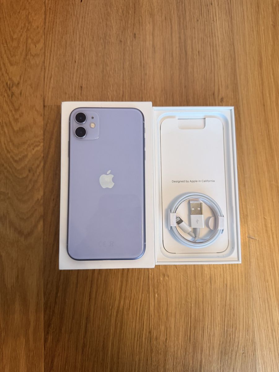 Apple Telefoni cellulari / Smartphones: iPhone 11 128 Go violet avec accessoires des 1.- – Difettoso da Lausanne venduto da Piko-piko