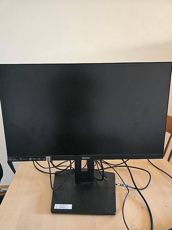 Ecrans: Monitor iiyama ProLite XUB2292HSU 21.5" – D'occasion à Zug par glebehouse