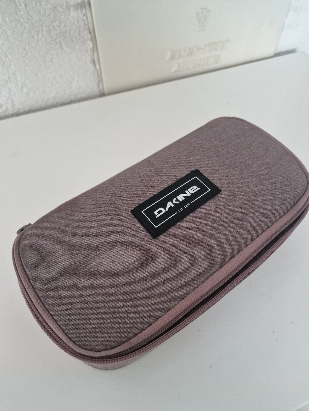 Dakine Astucci : Dakine Federtasche Etui  – Usato da Wengi b. Büren venduto da J.ae05