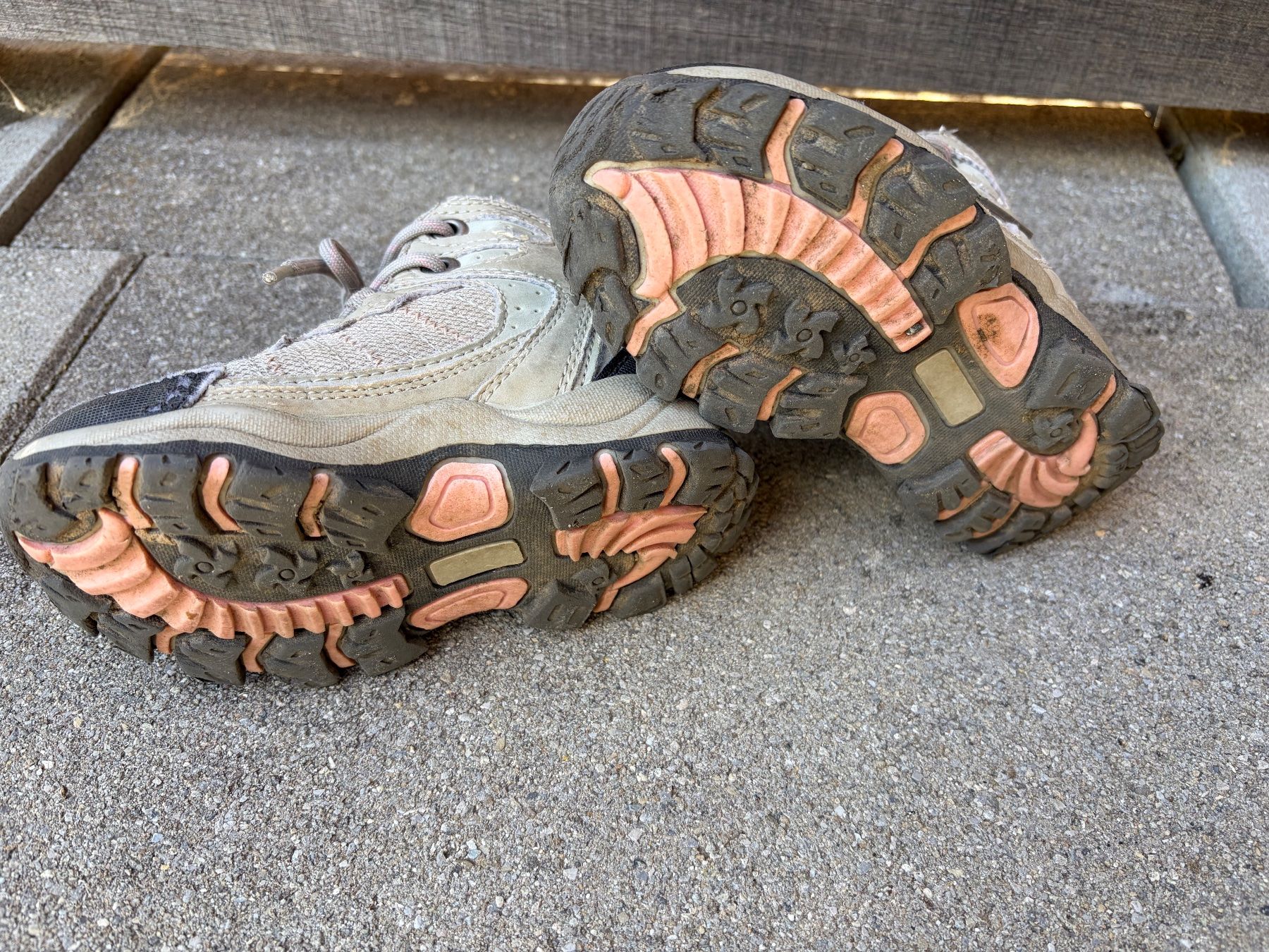 Scarpe per ragazze: Chaussures de randonnée 26 – Usato da Liddes venduto da Couik 3