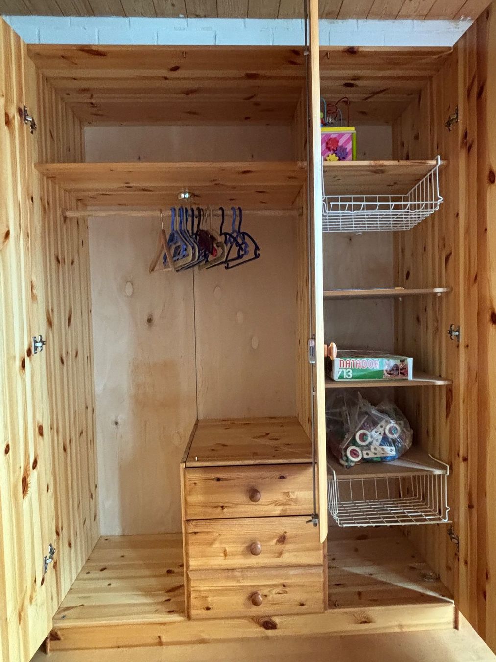 Armadi: Kleiderschrank – Usato da Winterthur venduto da Edma4750 1