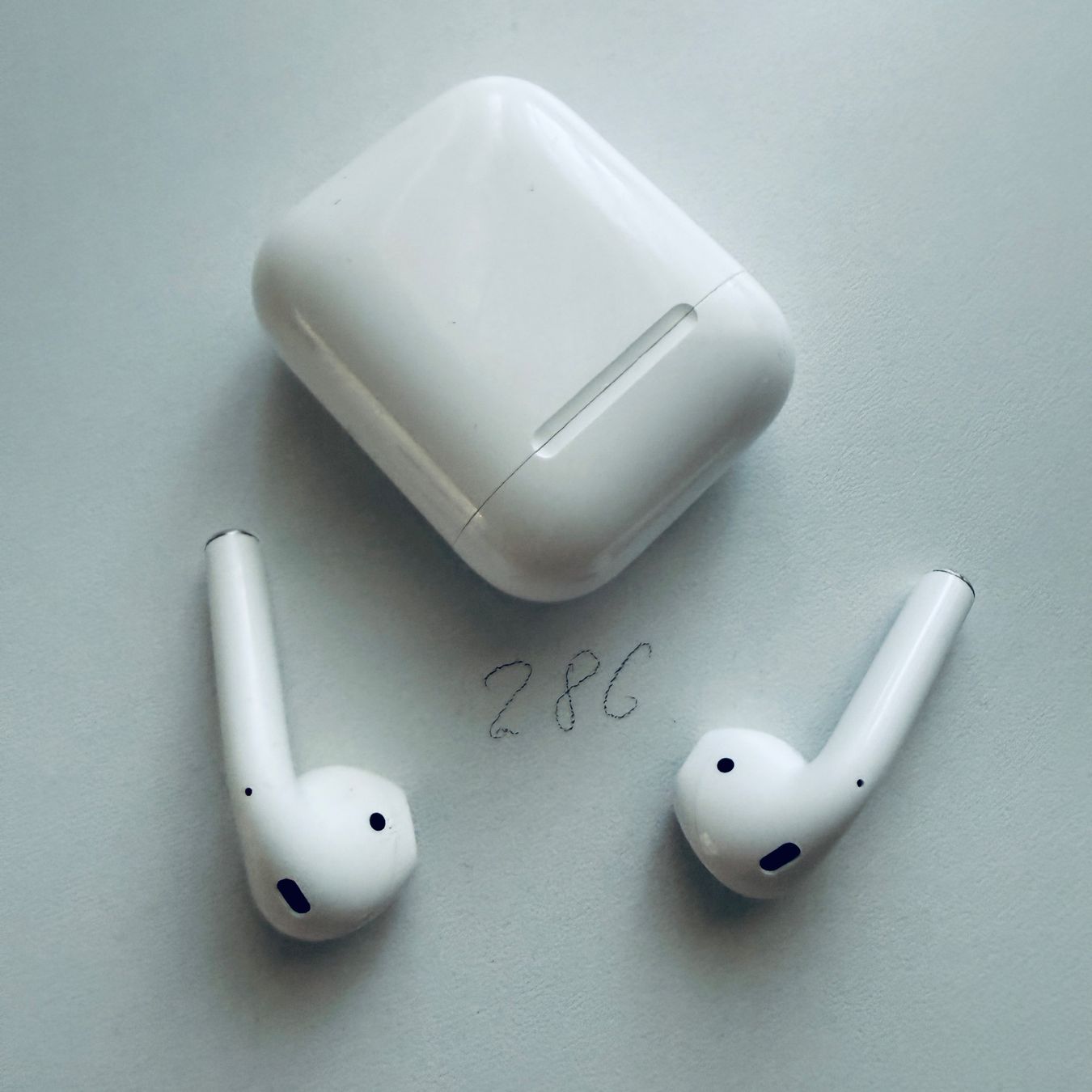Apple Cuffie: Original Apple AirPods 2 Gen. Wireless Kopfhörer & Case – Usato da Basel venduto da MY.AIRPODS.SHOP 6