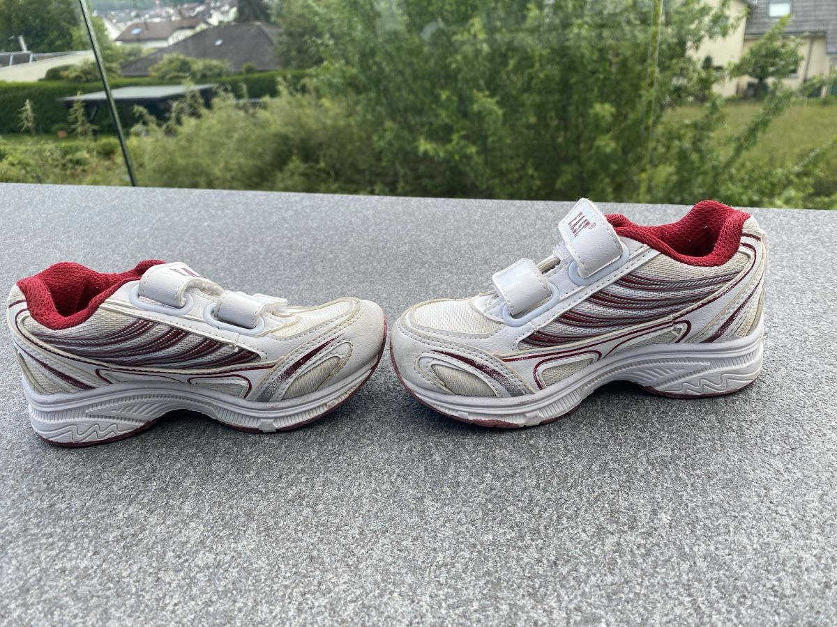 Scarpe da uomo: Turnschuhe – Usato da Watt venduto da yaelD 3