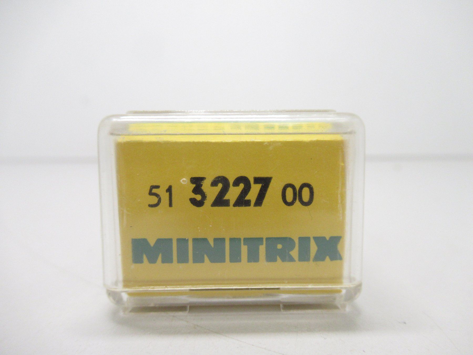 Trix Modellini di ferrovie: Minitrix 3227 ged. Güterwagen "Patrizier Bräu" DB Spur N – Usato da Basel venduto da mhmarken 6