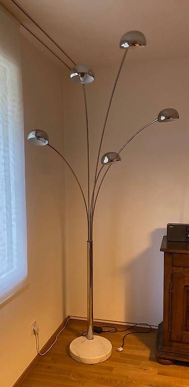 Lampen: Fünfarmige Stehlampe mit Dimmer – Gebraucht aus Baden von CoBlume