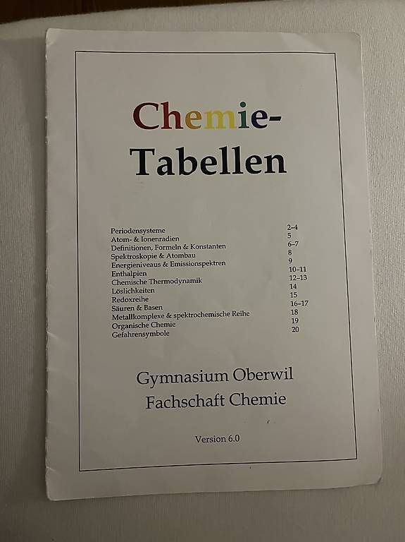 Libri: Chemie Tabelle  – Usato da Bottmingen venduto da vera_am