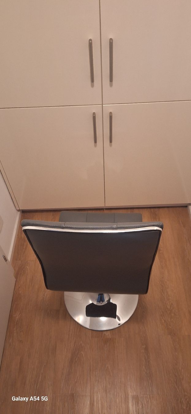 Ikea Stühle: Barstuhl – Gebraucht aus Winterthur von Ajcps 2