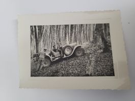 Original Foto Militär Fahrzeug im Wald schwarz-weiss Rmu