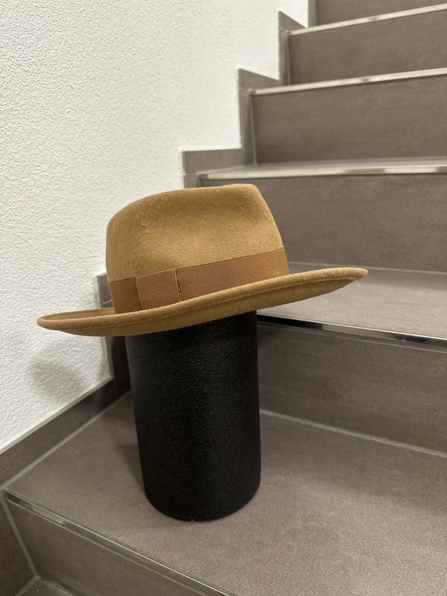 Navyboot Copricapi, berretti & cappellini: Navyboot Wolle Hut Switzerland – Usato da Ebikon venduto da Gaenggeliwaar
