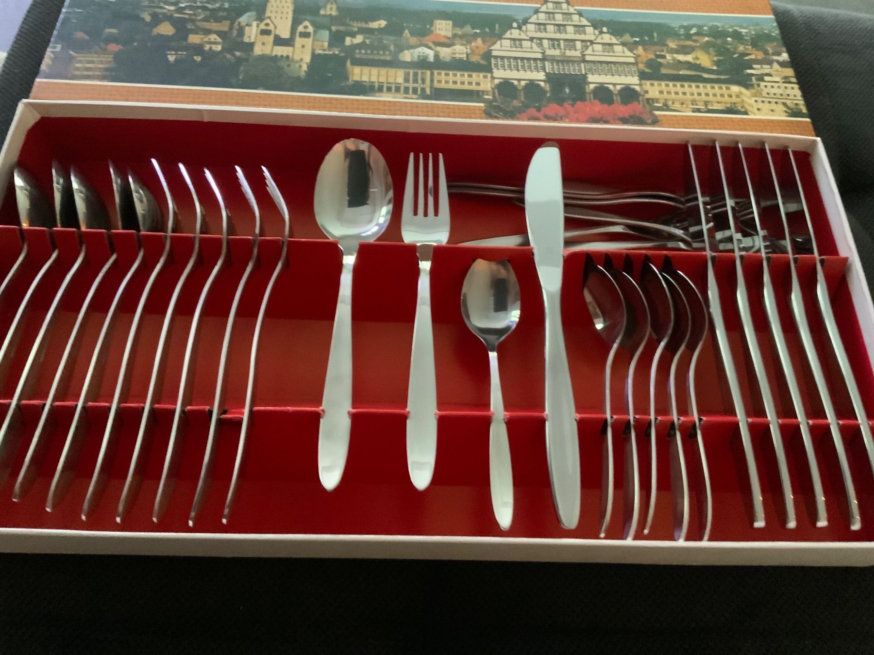 WMF Bestecksets: WMF Paderborn 24-teiliges Besteck Cromargan 18/10 – Neu und originalverpackt aus Schübelbach von Hecht11. 1
