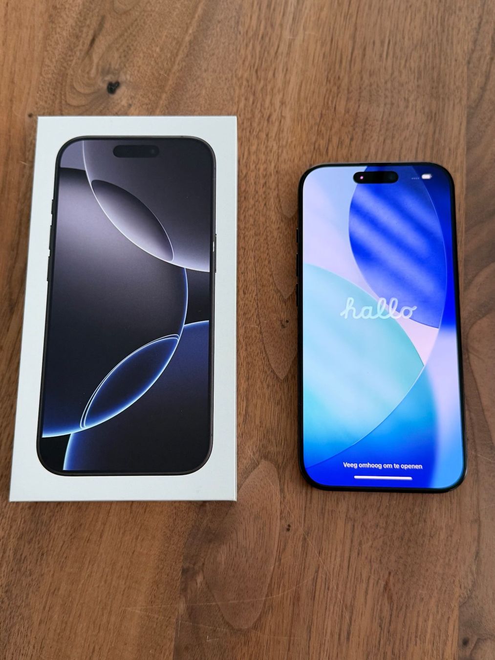 Apple Telefoni cellulari / Smartphones: iPhone 16 Pro, 512 GB, Black Titanium – Usato da Schöftland venduto da Maxxximum