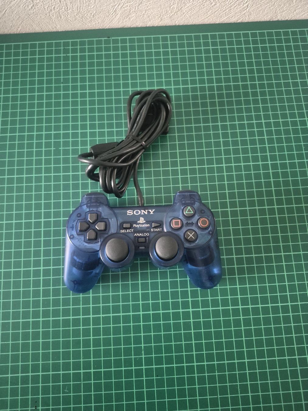 Sony Controller: PlayStation 2 Dualshock Controller, Blue, Classic! PS2 – Usato da Meyrin venduto da Retro-GZ