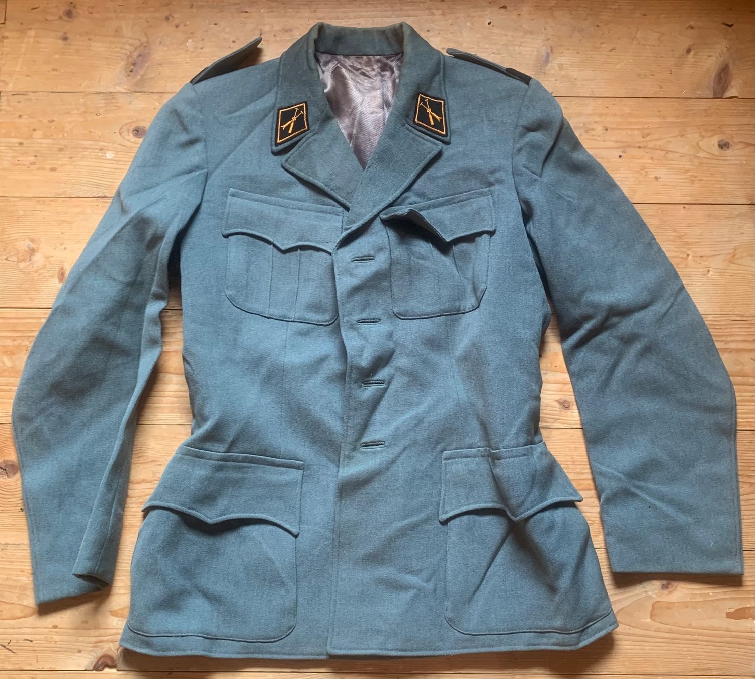 Schweizer Armee Uniformi: Uniformjacke eines Pontoniers der CH Armee – Usato da Goldingen venduto da Bergler012