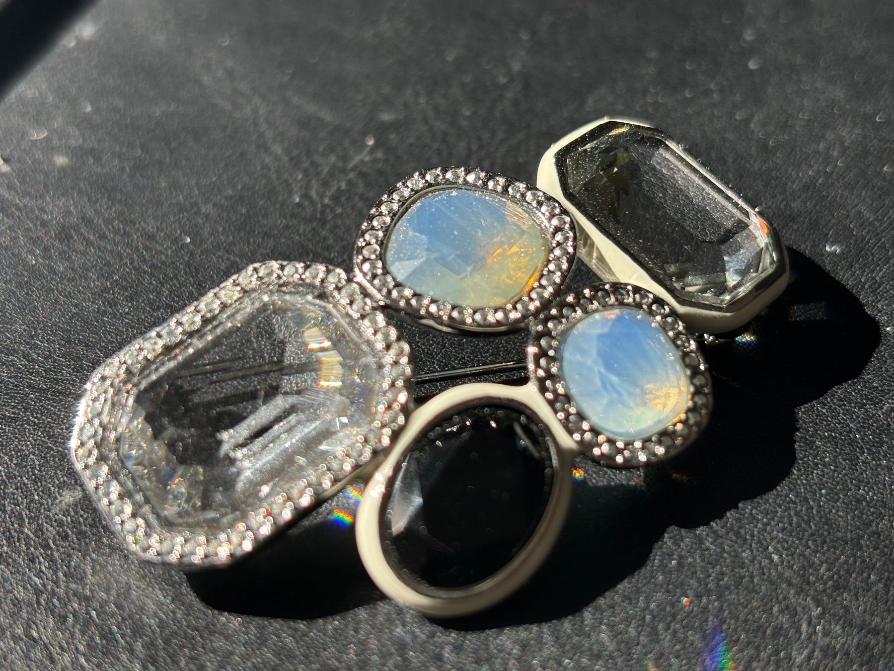 Swarovski Spille & Fermagli: Swarovski Brosche offene Kristalle – Nuovo (secondo la descrizione) da St. Gallen venduto da always-a-good-buy 2
