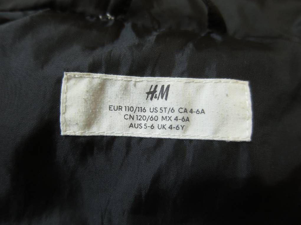 H&M Altro abbigliamento per bambino: Kinder Steppweste / Gilet, schwarz, Grösse 110 – Usato da Zürich venduto da Furgers 3