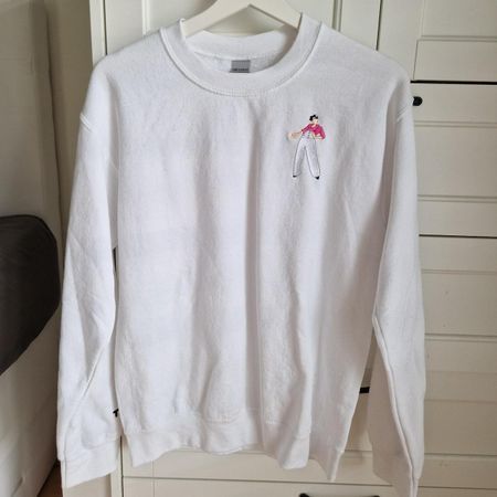 Sweater mit eingesticktem Harry Styles, Fine Line Album