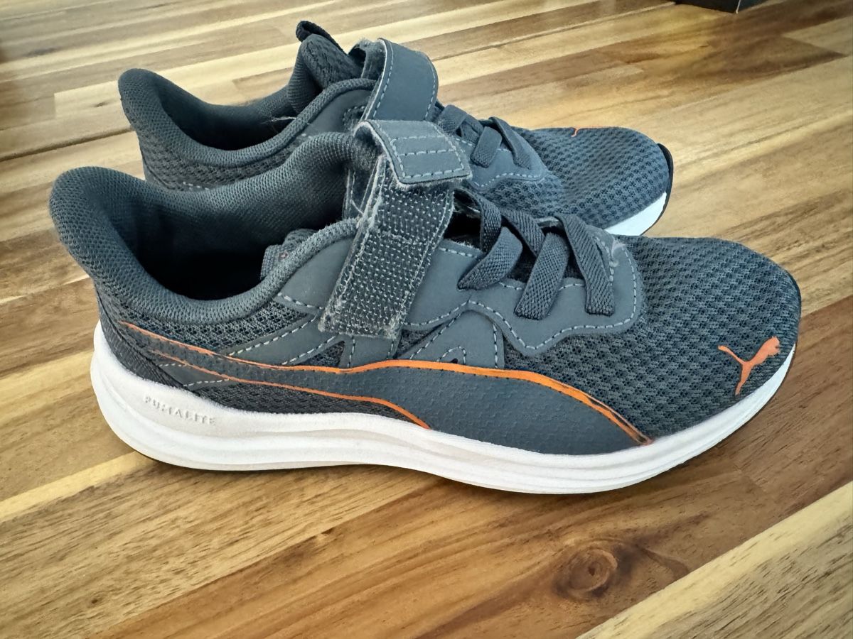 Puma Scarpe per ragazzi: Baskets PUMA enfant taille 33 en super état  – Nuovo (secondo la descrizione) da Killwangen venduto da ame_ffd8 1