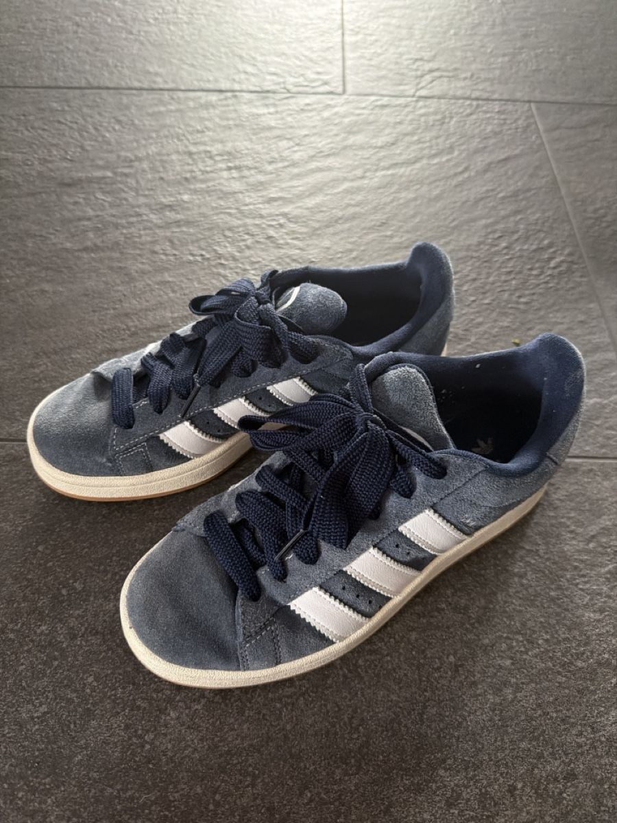 Adidas Scarpe da uomo: getragene Adidas Campus Sneaker – Usato da wolfhausen venduto da leana.orisha 1