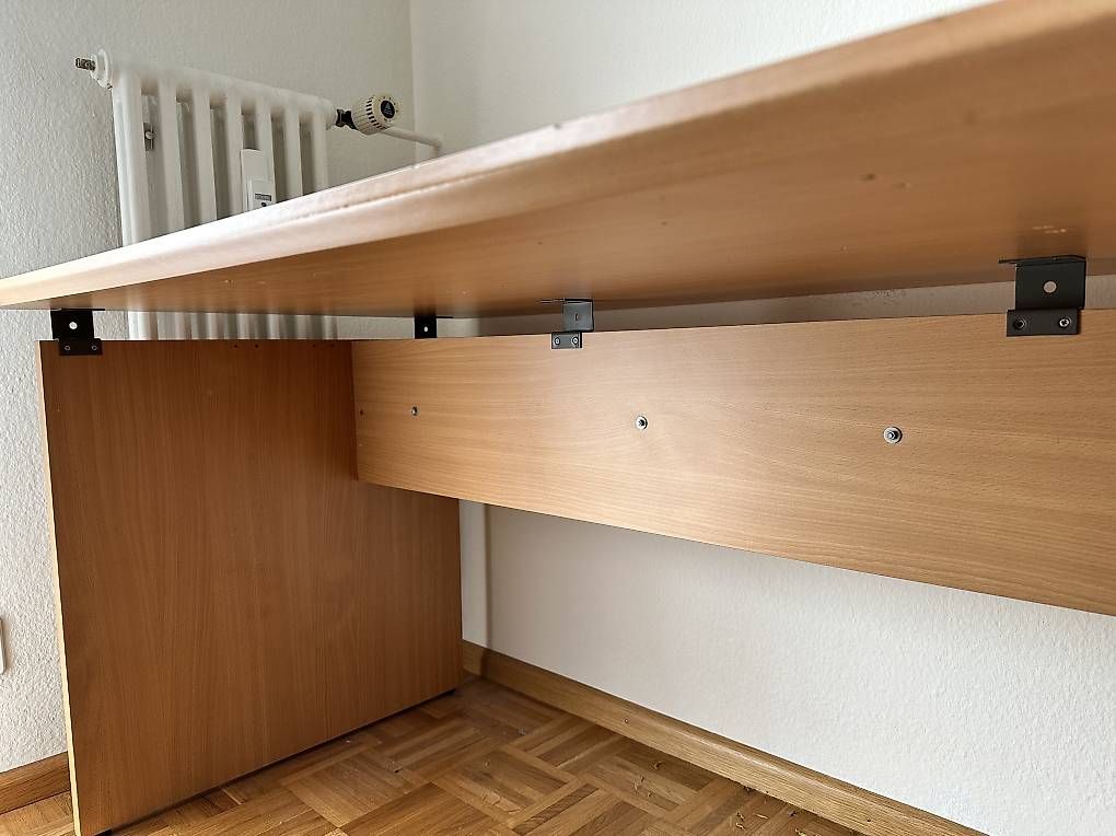 Scrivanie: Bürotisch – Usato da Birsfelden venduto da Firefighter911 1