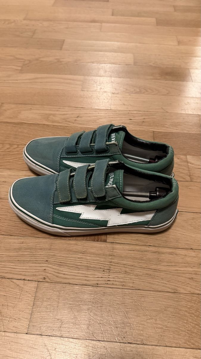 Scarpe da uomo: Revenge x Storm – Nuovo (secondo la descrizione) da Münchwilen TG venduto da terlizz1