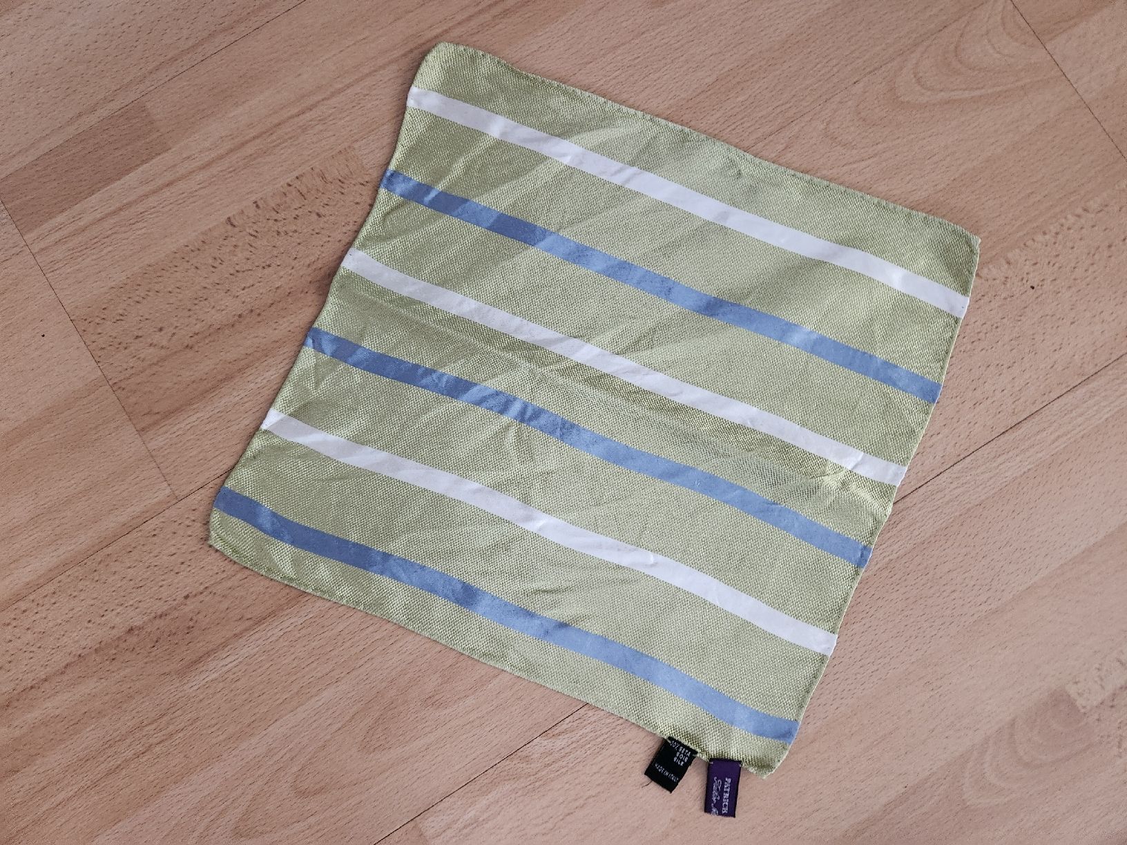 Foulards, Tücher & Schals: Pochette Patrick Hellmann soie vert rayée  – Gebraucht aus Niedergösgen von Eva2410