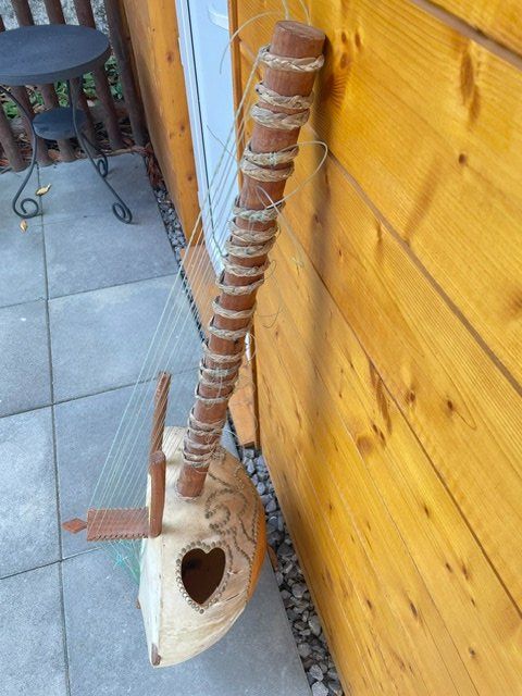 Strumenti musicali: Kora instrument de musique – Usato da Fully venduto da Peluche3 2