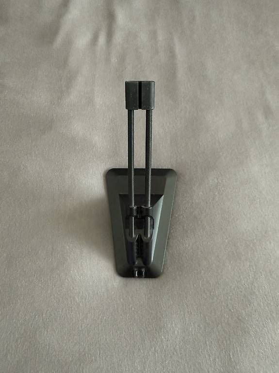 Razer Mouse: Maus kabelkalter/ Razer mouse bungee V2 – Usato da Wohlen AG venduto da Capo13 1