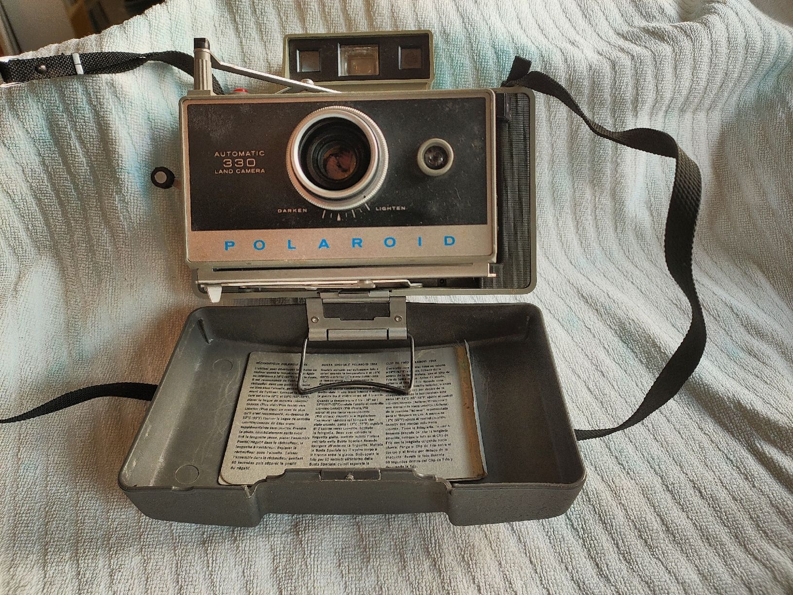 Polaroid Kamera: Polaroid Kamera 330 + Blitz 268 + Anleitung – Gebraucht aus Aesch BL von markuspius