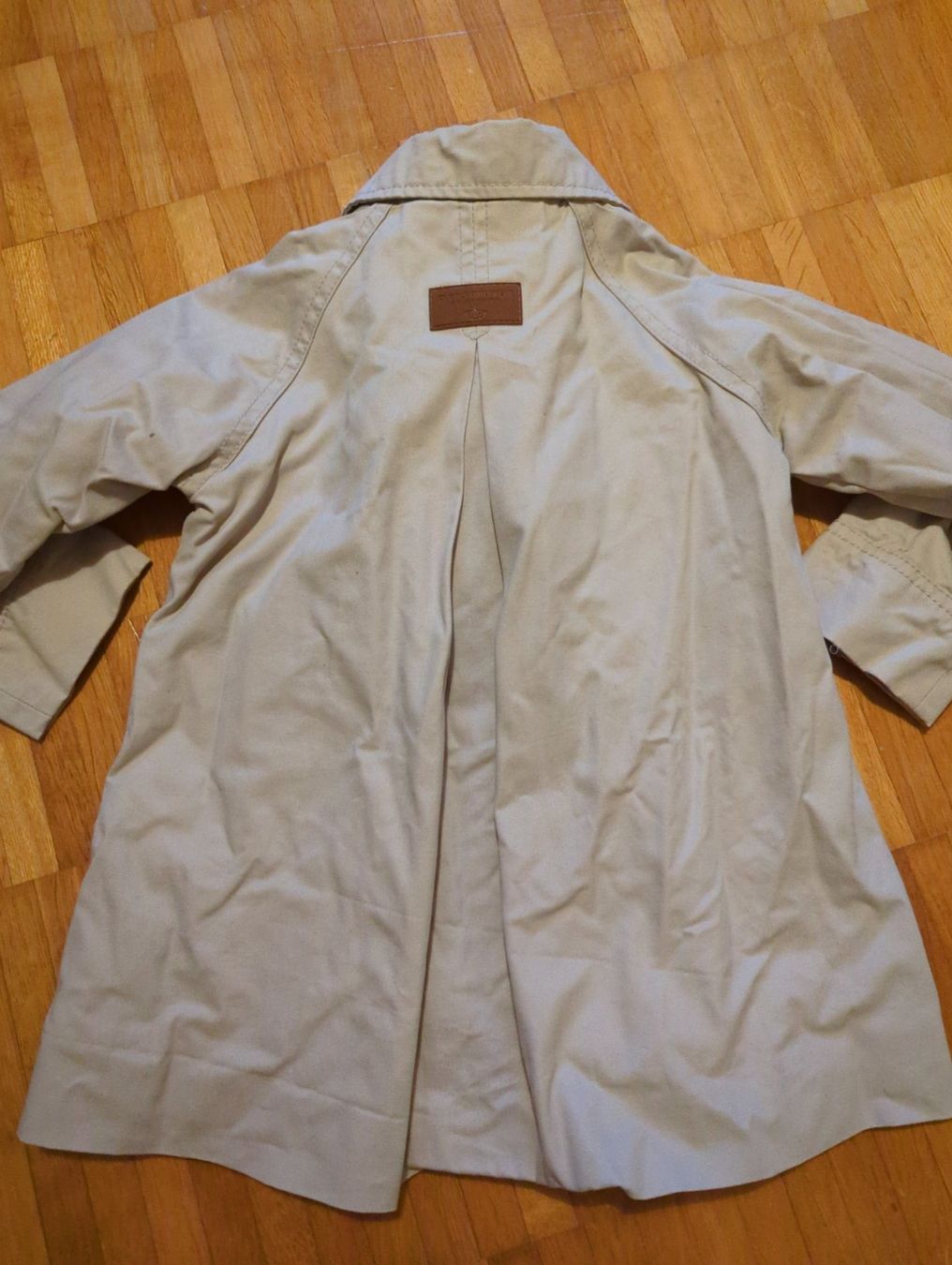 Vestes & Manteaux: Mäntelchen beige, ca. 92 – D'occasion à Zürich par Rulabco 1