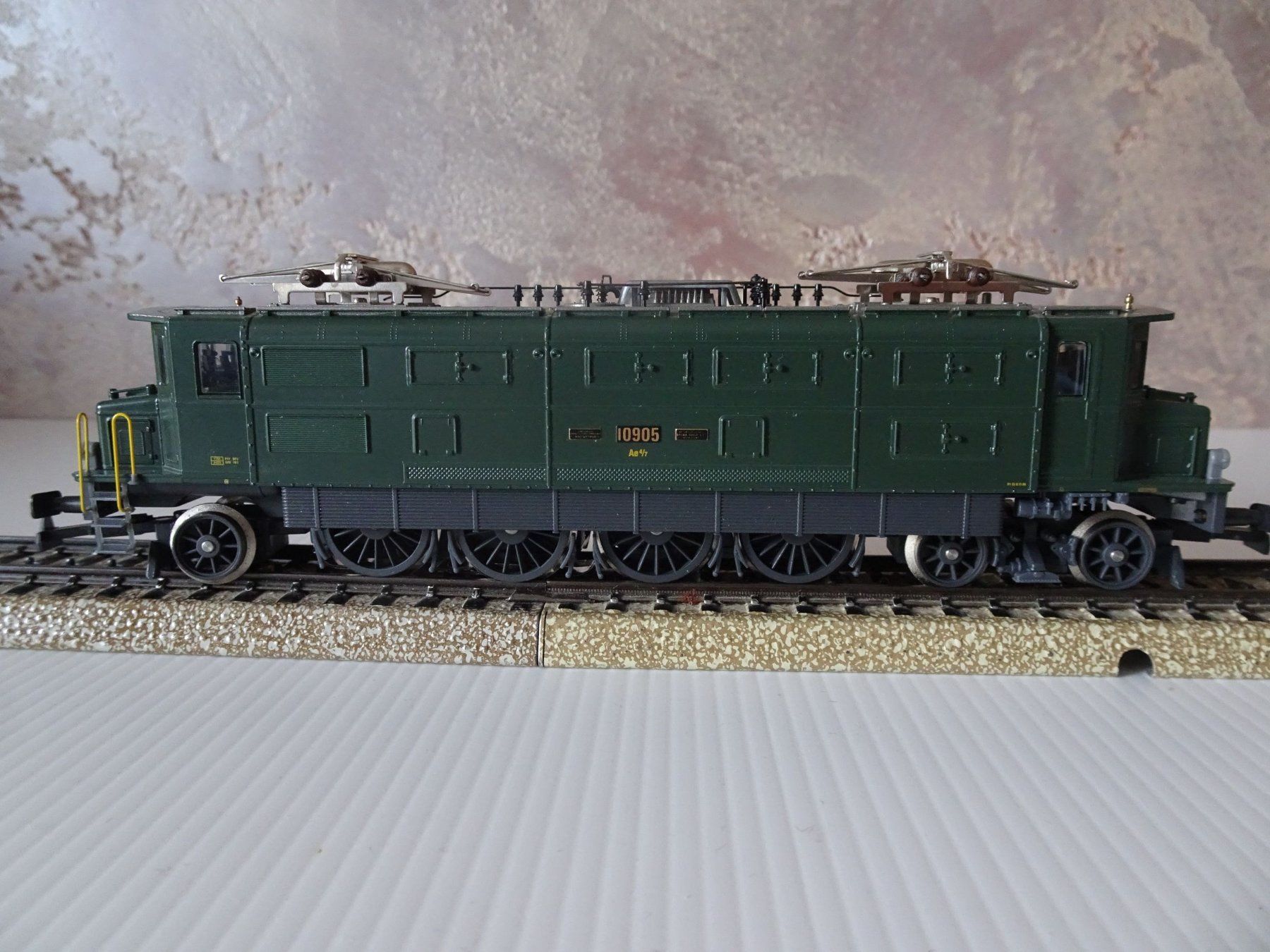 Hag Modellini di ferrovie: HAG 138 Ae 4/7 SBB-CFF - AC - OVP – Usato da Puidoux venduto da nounours63 4