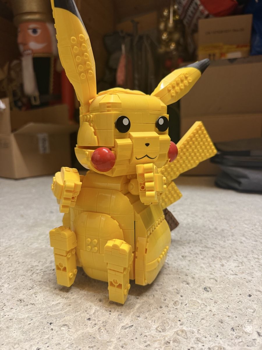 Jeux de construction: MEGA CONSTRUX Mega Construx Pokémon Jumbo Pikachu AB 1.- – D'occasion à Manno par Ariele- 1